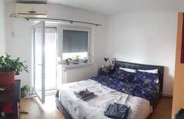 Apartament de 3 camere, 86 mp, decomandat, zona Alfa