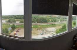 Apartament de 3 camere, 86 mp, decomandat, zona Alfa