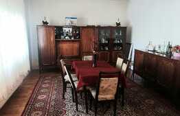 Casa 7 camere, teren 1100 mp, Parneava 