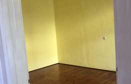 Apartament de 2 camere, 74 mp, semidecomandat, zona Central