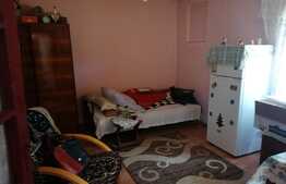 Casa individuala, 2 camere, 50 mp, teren 120 mp, de renovat, Fortuna