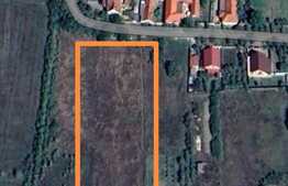 Teren intravilan 5000 mp, doua fronturi stradale, 37,5 ml respectiv 37,9 ml, Mândruloc