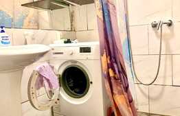 Apartament 2 camere, 80mp utili, semidecomandat, B-dul Revolutiei