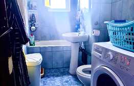 Apartament 4 camere, 95 mp utili, decomandat, zona Confectii.