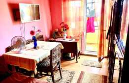 Apartament 4 camere, 95 mp utili, decomandat, zona Confectii.