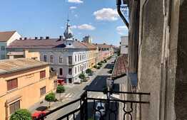 Merita vazut! apartament 3 camere cu balcon, 79 mp, zona Centrala