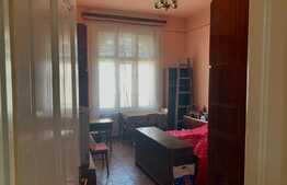 Merita vazut! apartament 3 camere cu balcon, 79 mp, zona Centrala