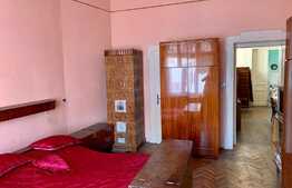 Merita vazut! apartament 3 camere cu balcon, 79 mp, zona Centrala