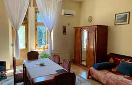 Apartament spațios, 3 camere, balcon, 154 mp, zona Centrala 