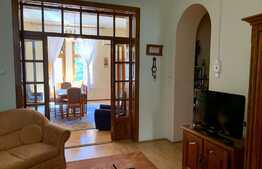 Apartament spațios, 3 camere, balcon, 154 mp, zona Centrala 