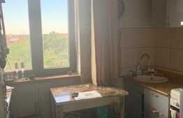 Apartament 2 camere, balcon, 54 mp, zona Centrala