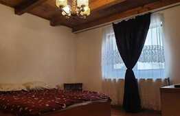 Casa 135 mp, teren 240 mp, zona Dragasani