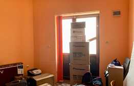 Apartament 2 camere la casa, curte comuna, 65 mp, zona Aradul Nou