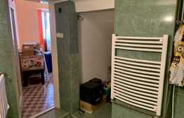 Apartament 2 camere la casa, curte comuna, 65 mp, zona Aradul Nou