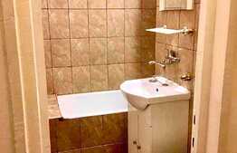 Garsoniera, 35 mp, balcon, zona Micalaca