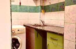 Garsoniera, 35 mp, balcon, zona Micalaca