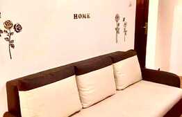 Garsoniera, 35 mp, balcon, zona Micalaca