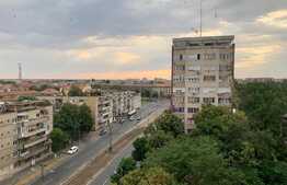 Apartament 2 camere cu balcon, 54 mp, in zona Podgoria