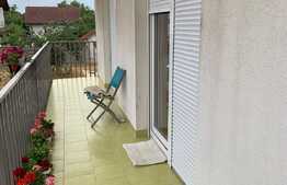 Apartament 3 camere balcon si garaj, 102 mp, zona Aradul Nou