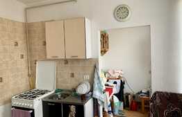 Apartament 3 camere balcon si garaj, 102 mp, zona Aradul Nou