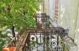 Apartament 2 camere, etaj intermediar, curte comuna, 92 mp, Ultracentral