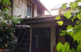 Casa cu 2 camere, 80 mp, zona 3 Insule