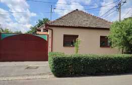 Casa cu 4 camere, 100 mp, teren 400 mp, zona Functionarilor