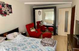 Apartament la cheie, 3 camere, balcon, 55 mp, zona Vlaicu