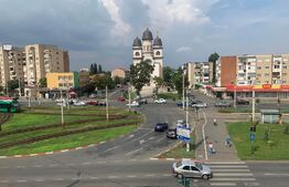 Apartament 2 camere, 71mp, decomandat, Zona Uta.