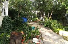 Casa 114 mp si teren 586 mp, zona Sega