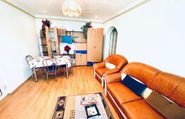 Apartament de 3 camere, 77 mp, decomandat, zona UTA