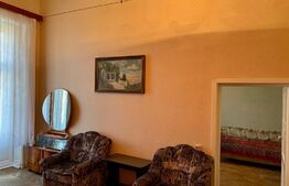 Apartament 3 camere, 218 mp, semidecomandat, zona Ultracentrala