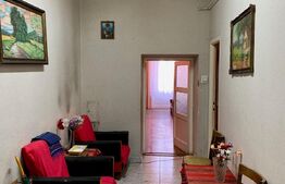 Apartament 3 camere, 218 mp, semidecomandat, zona Ultracentrala