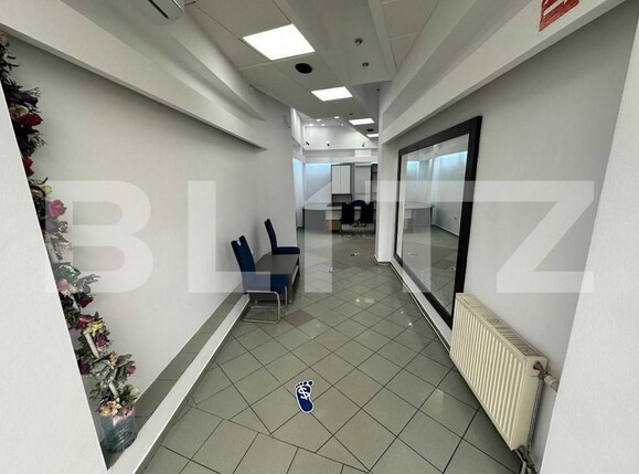 Spațiu comercial de închiriat Central - 139602SIC | BLITZ Bacău | Poza2