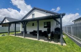 Casa de vânzare în Hemeiuș, construcție nouă.