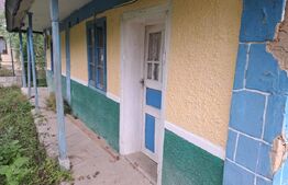 Oferta !!! Casa batraneasca cu 1000 m2 teren 