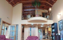 Vilă de Vis și Cabană cu Panoramă Superbă, Grădină și Foisor