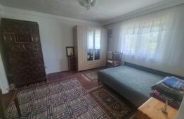 Casa 3 camere+ living, com. Padureni, Margineni