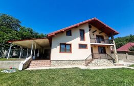 Casă individuală/pensiune 160 mp, Sărata