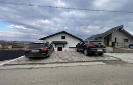 Casă individuală nouă, modernă, cu vedere panoramică – Bărați, Bacău