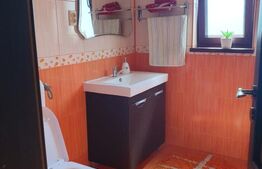 Casa 5 camere, 600 mp teren, Saucesti, Bacau