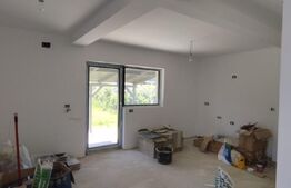 Casă spațioasă, 105 mp utili, teren 410 mp