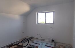 Casă spațioasă, 105 mp utili, teren 410 mp