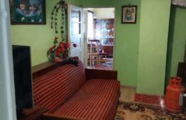 Casa batraneasca, teren 1000 mp, Buhocel