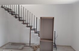 Casa plan parter și mansardă, 3 camere, 91 mp, în Mărgineni