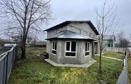 Casă individuală cu 4 camere, 190 mp, curte 500 mp, zona Șerbănești