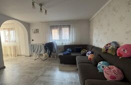 Casa 4 camere, 110 mp, zona Margineni