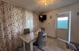 Casa 4 camere, 110 mp, zona Margineni