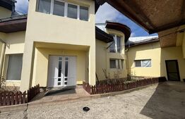 Casă spațioasă cu 5 camere, 200 mp, zona Mărgineni