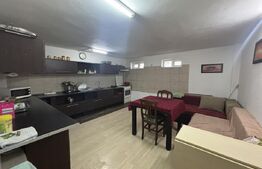 Casă spațioasă cu 5 camere, 200 mp, zona Mărgineni